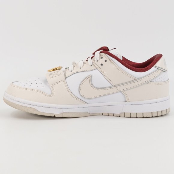 Nike Women's Dunk Low SE 'Sisterhood' DV1160-100 size Women's 9.5 Men's 8 - Picture 3 of 9